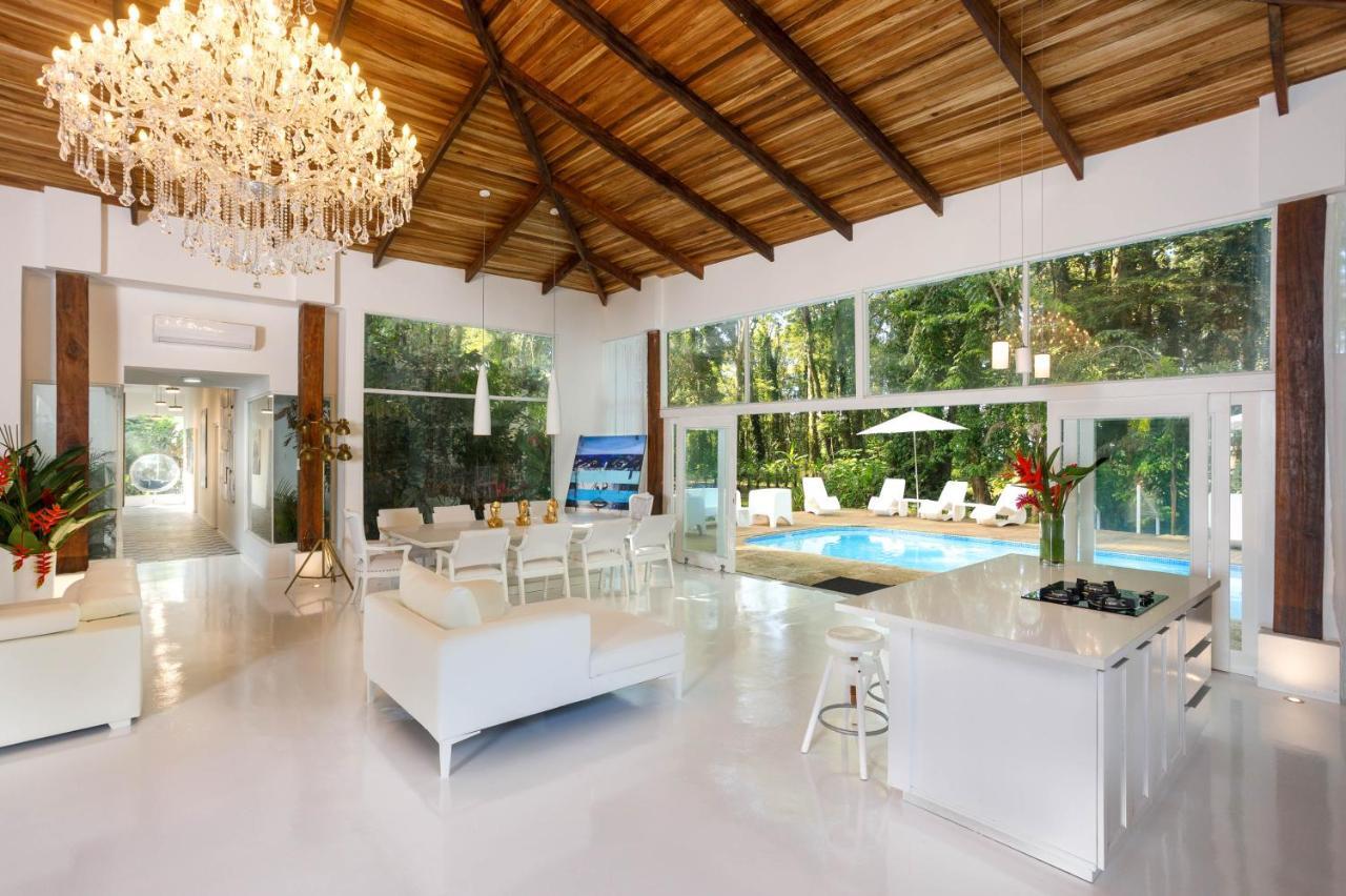 Gigi Brown Villa Paparazzi Beachfront Puerto Viejo de Talamanca Buitenkant foto